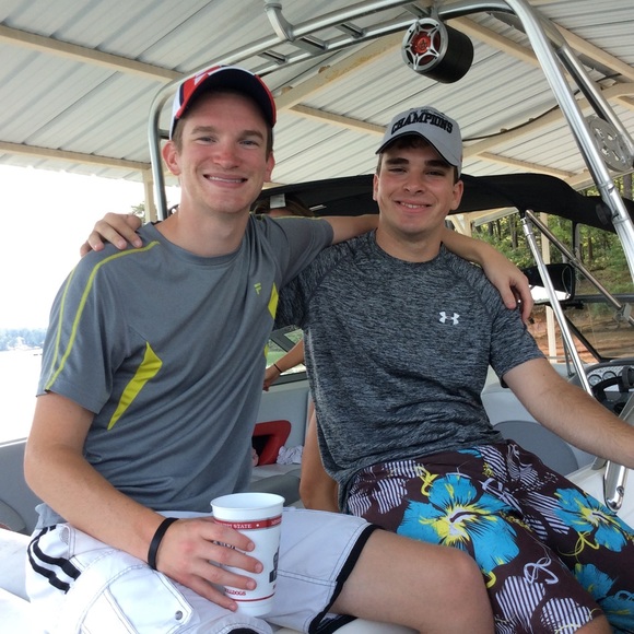 Meet your Posher, Debbie - Picture 1 of 1